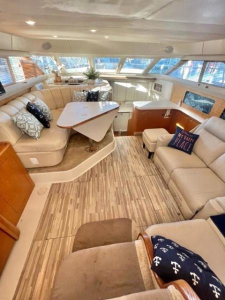 25 1996 Sea Ray 420ac New Beginnings Salon 6