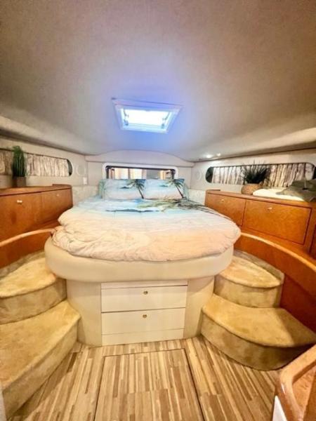 31 1996 Sea Ray 420ac New Beginnings Fwd Cabin 1
