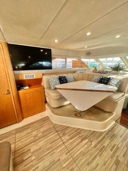 23 1996 Sea Ray 420ac New Beginnings Salon 4