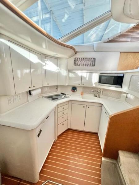 28 1996 Sea Ray 420ac New Beginnings Galley 1