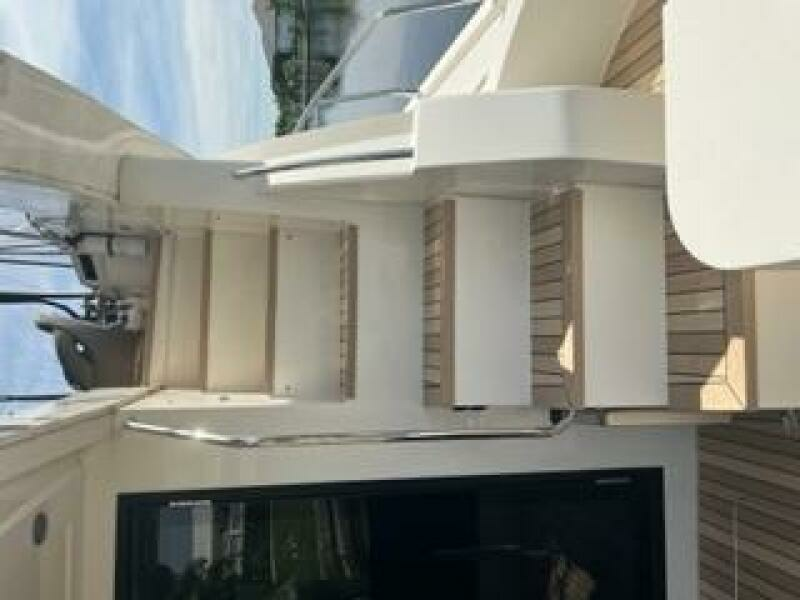 40ft Carver Yacht For Sale