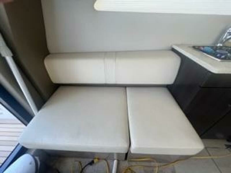 40ft Carver Yacht For Sale