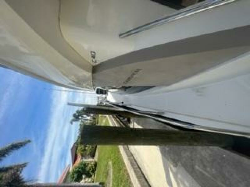 40ft Carver Yacht For Sale