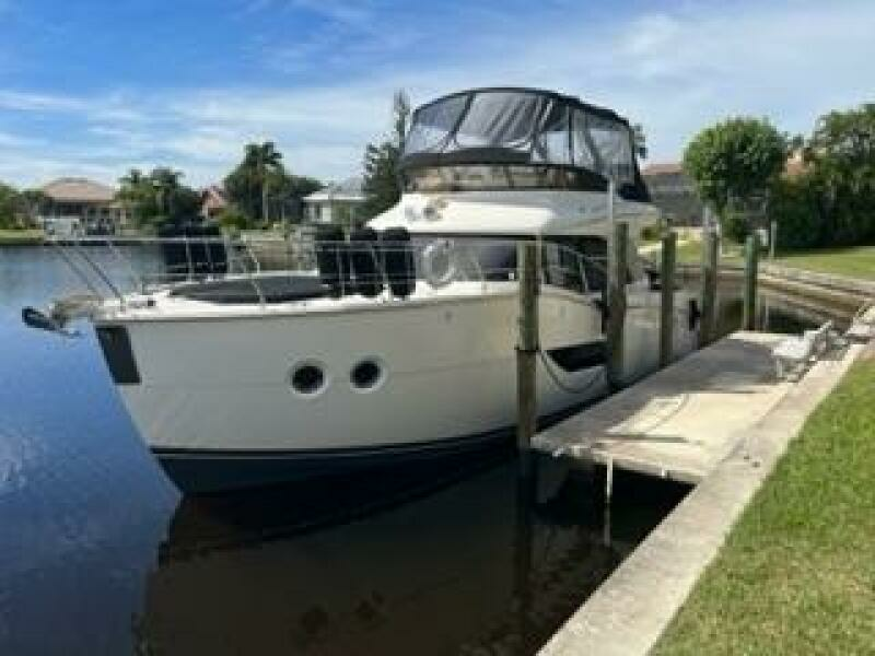 40ft Carver Yacht For Sale