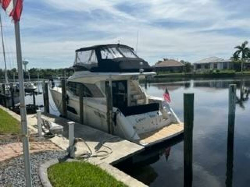 40ft Carver Yacht For Sale