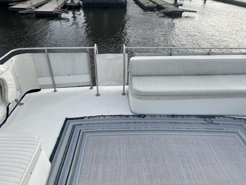 1986 Bluewater Coastal Cruiser