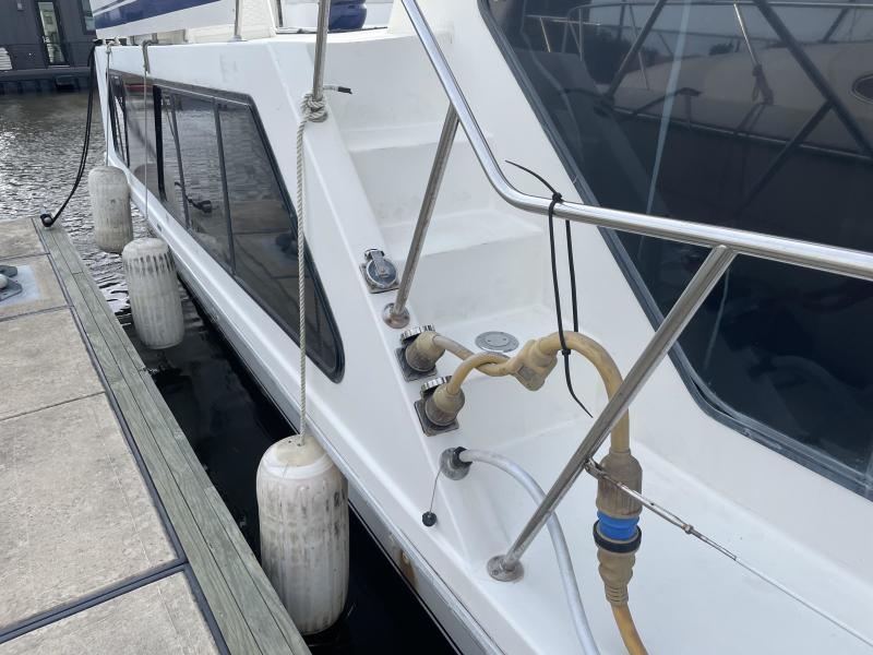 1986 Bluewater Coastal Cruiser