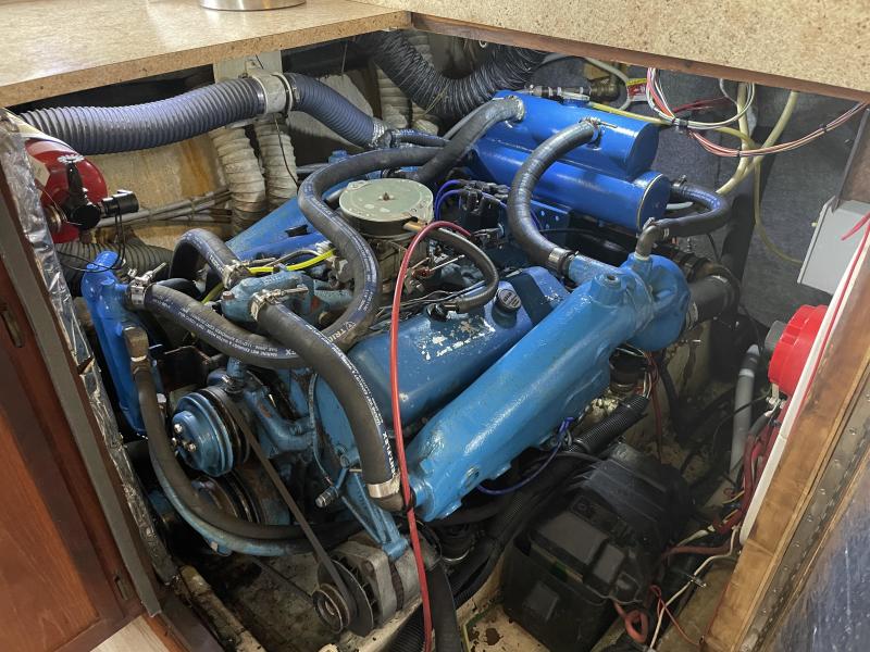 1986 Bluewater Coastal Cruiser