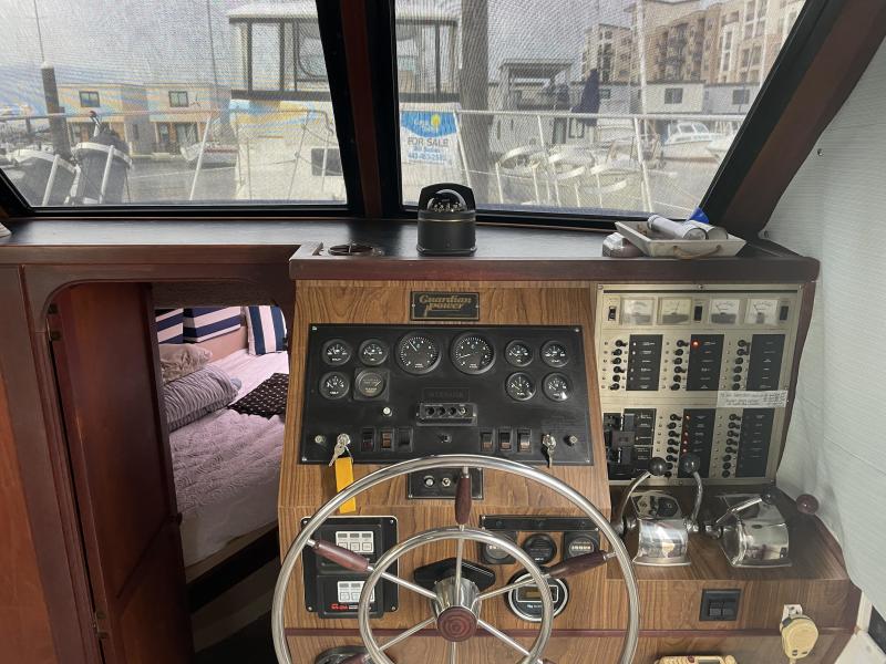 1986 Bluewater Coastal Cruiser