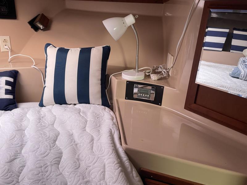 1986 Bluewater Coastal Cruiser
