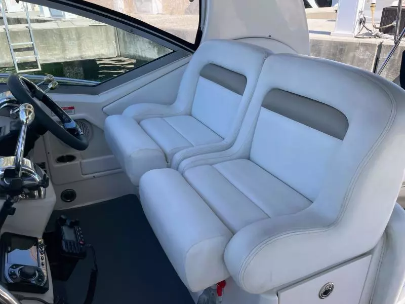 2007 Sea Ray 320 Sundancer