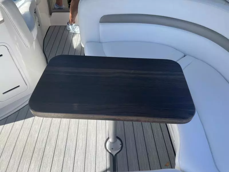 2007 Sea Ray 320 Sundancer