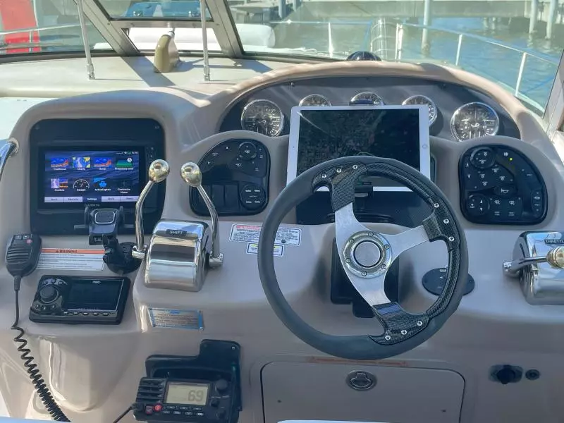 2007 Sea Ray 320 Sundancer