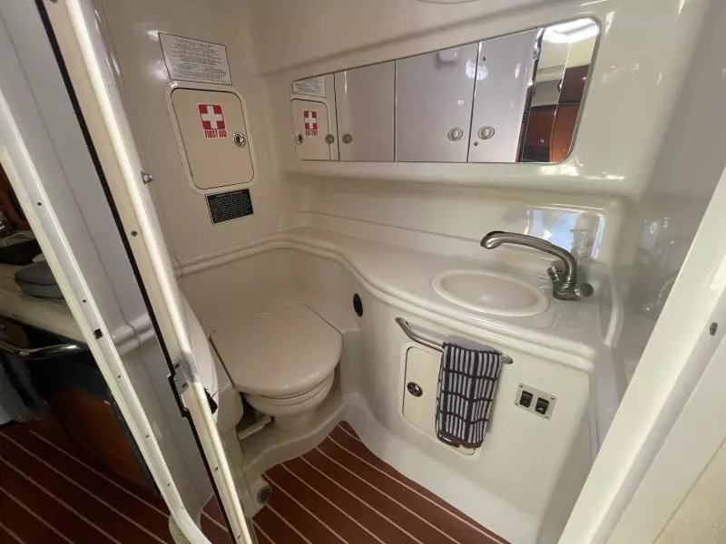 2007 Sea Ray 320 Sundancer