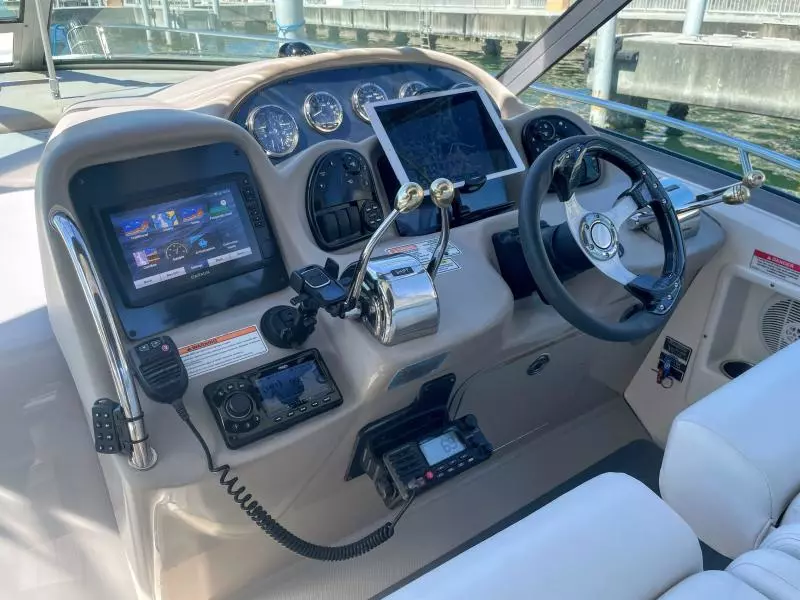 2007 Sea Ray 320 Sundancer