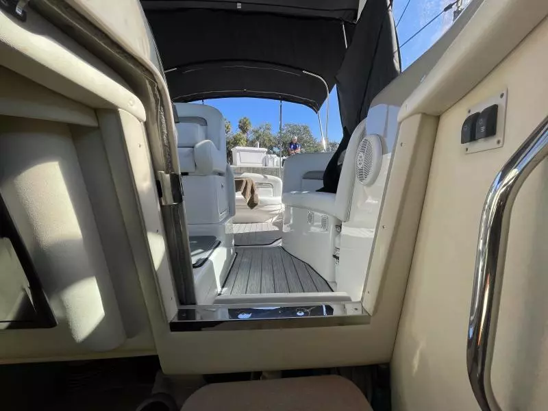 2007 Sea Ray 320 Sundancer
