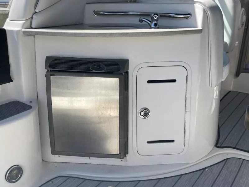 2007 Sea Ray 320 Sundancer