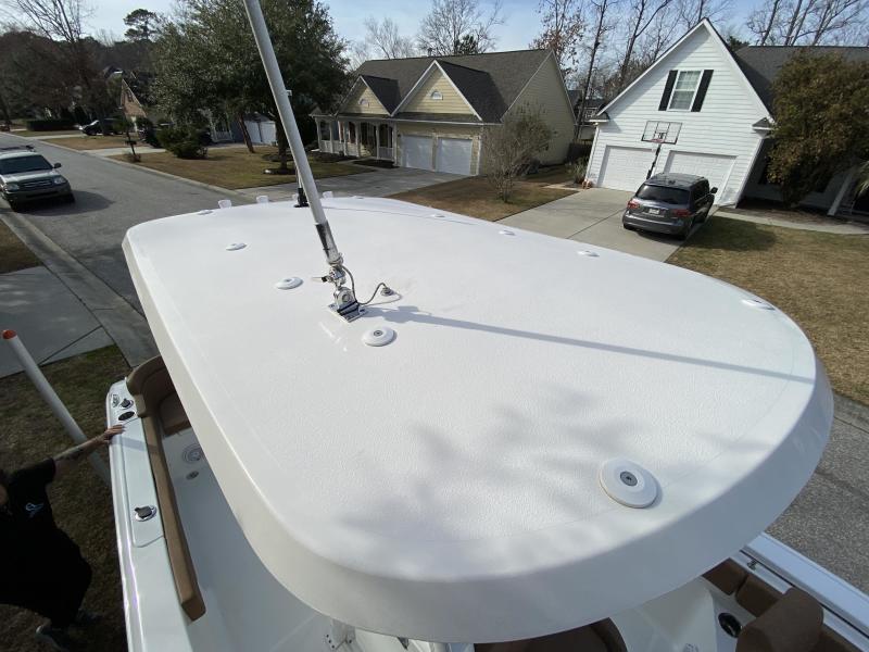 2021 Sea Hunt Ultra 229