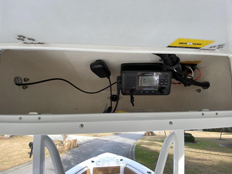 2021 Sea Hunt Ultra 229