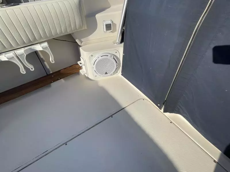 2005 Grady-White 300 Marlin