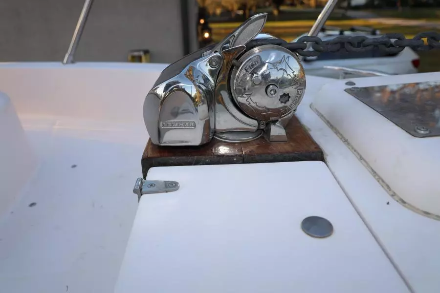 2005 Grady-White 300 Marlin