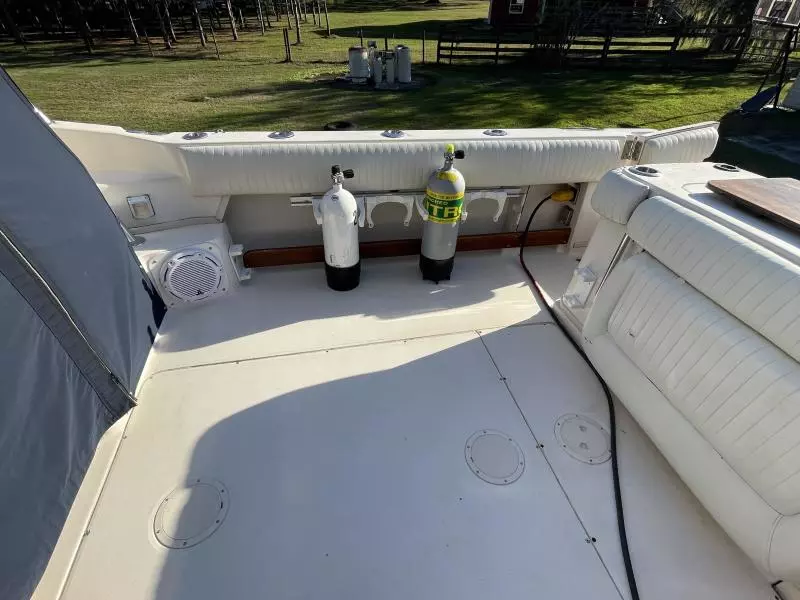 2005 Grady-White 300 Marlin