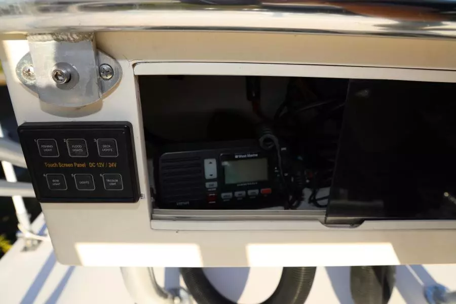 2005 Grady-White 300 Marlin