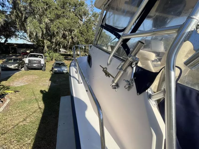 2005 Grady-White 300 Marlin