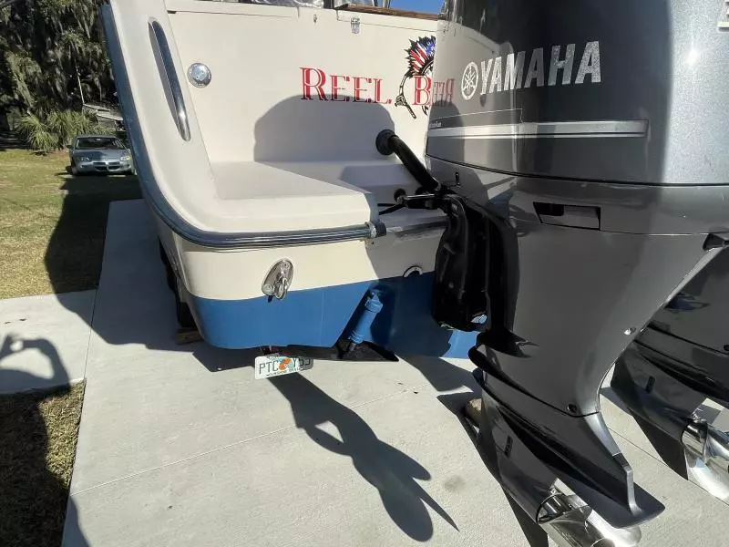 2005 Grady-White 300 Marlin