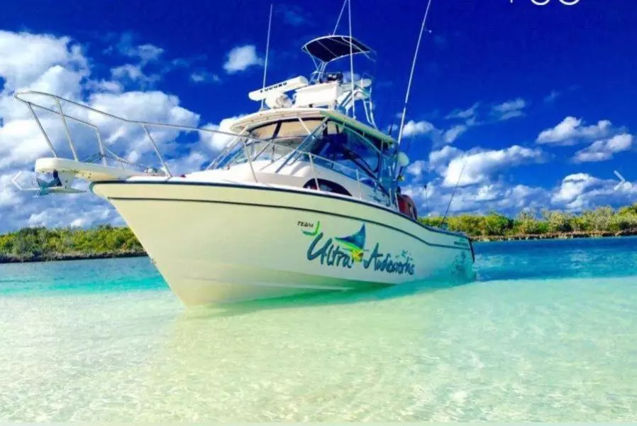 2005 Grady-White 300 Marlin