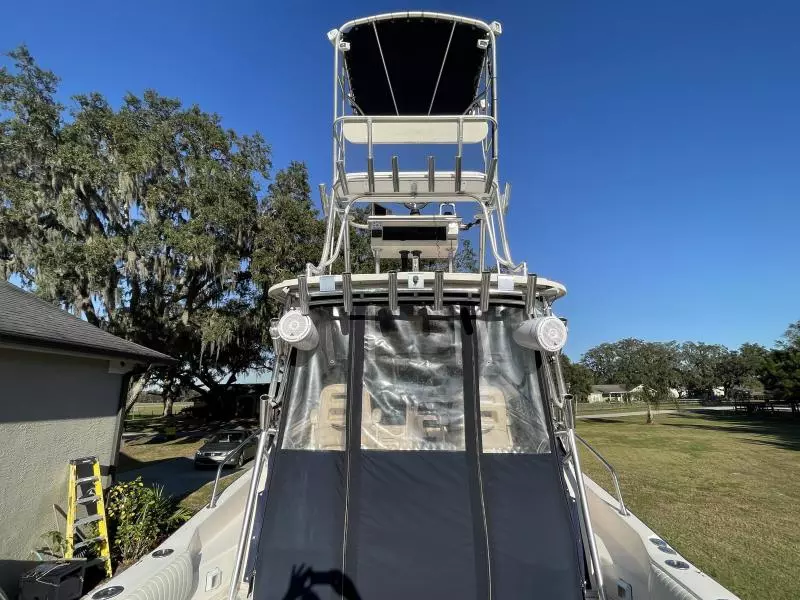 2005 Grady-White 300 Marlin