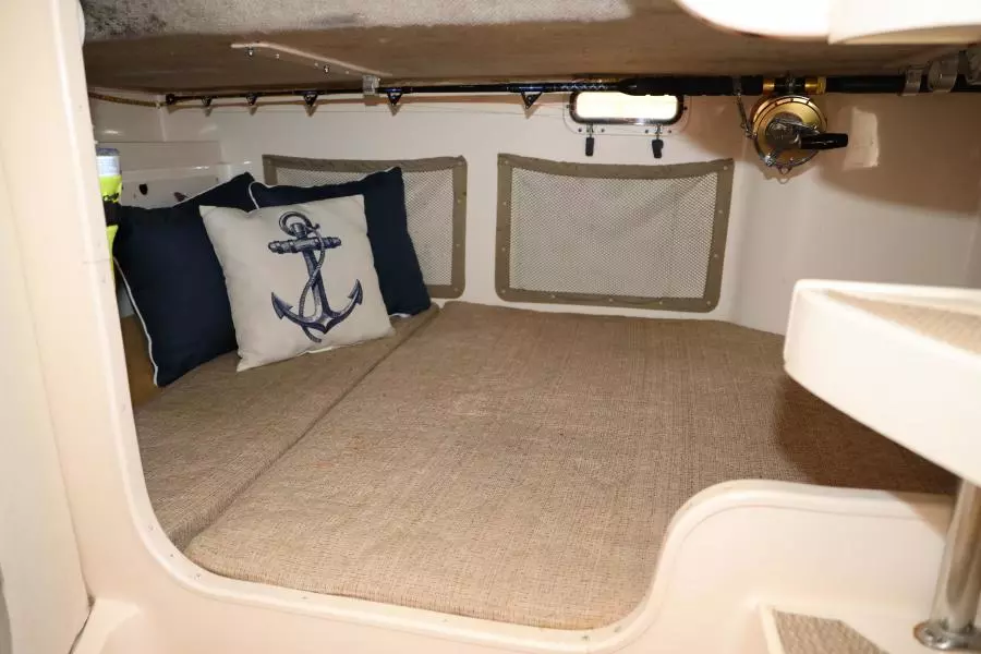 2005 Grady-White 300 Marlin