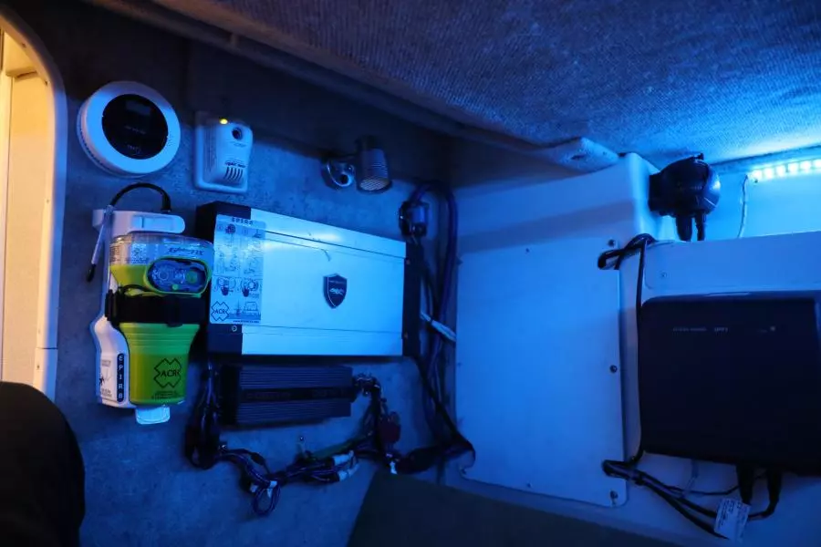 2005 Grady-White 300 Marlin