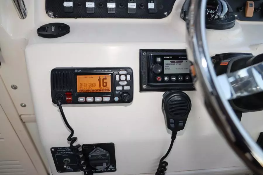 2005 Grady-White 300 Marlin