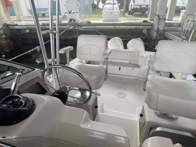 1998 Grady-White 272 Sailfish