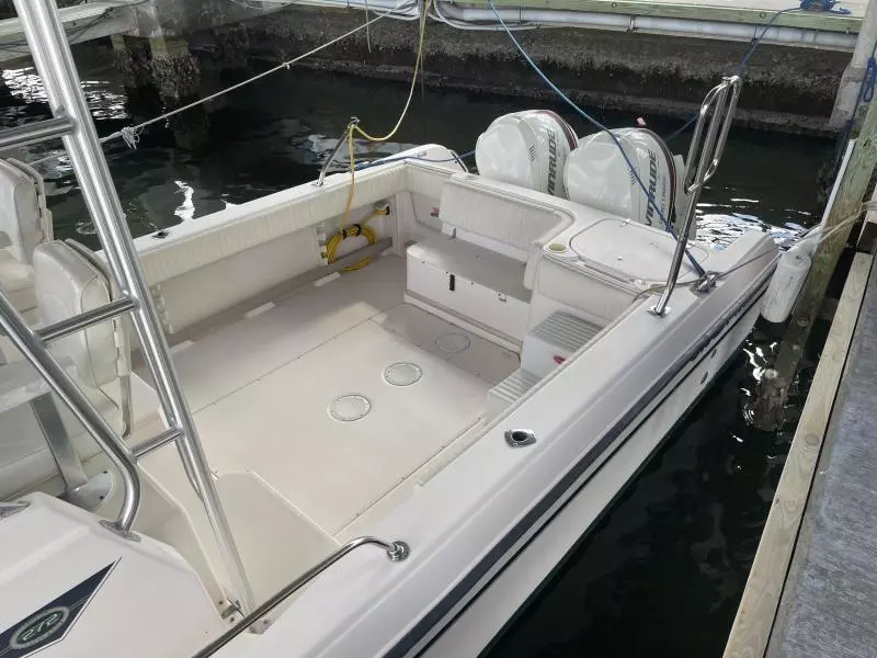 1998 Grady-White 272 Sailfish