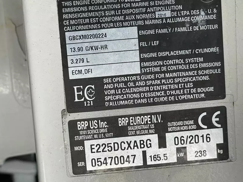 1998 Grady-White 272 Sailfish