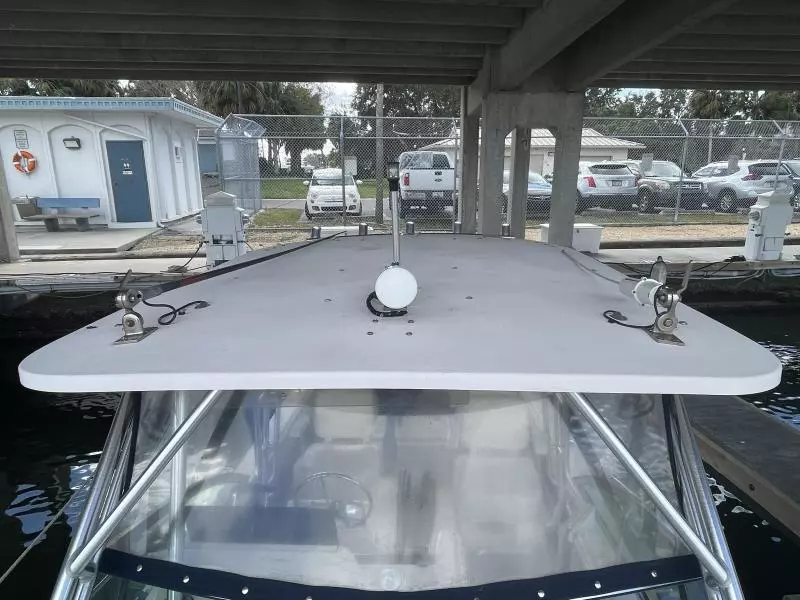 1998 Grady-White 272 Sailfish