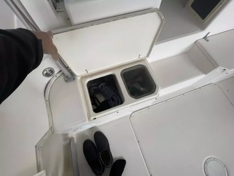 1998 Grady-White 272 Sailfish