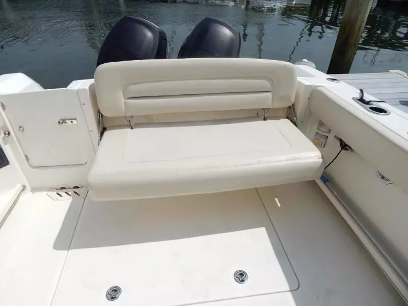 2013 Boston Whaler 270 Vantage