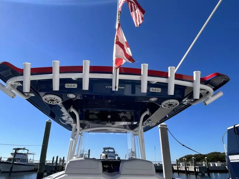 2021 Fountain 38 CC