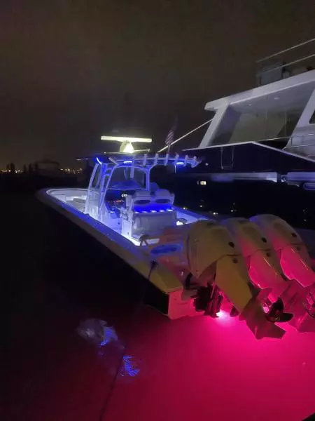 2021 Fountain 38 CC