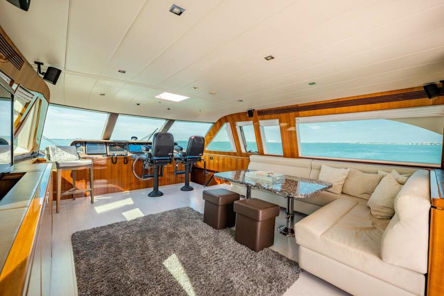 Pilothouse/ Skylounge