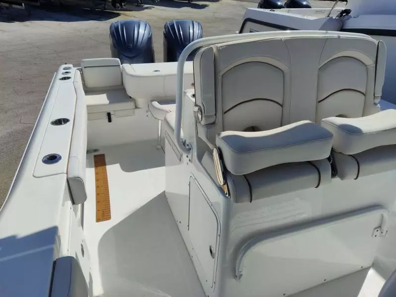 2021 Sea Hunt Gamefish 30