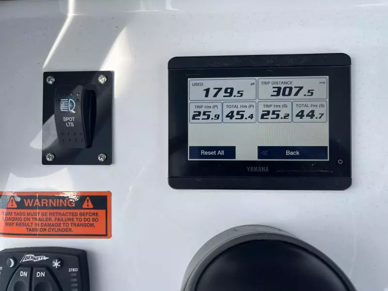 2021 Sea Hunt Gamefish 30