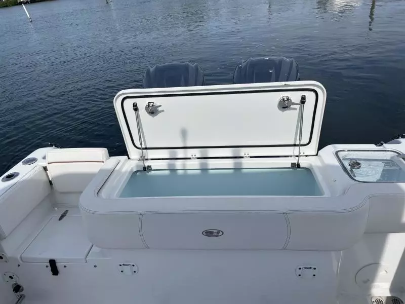 2021 Sea Hunt Gamefish 30