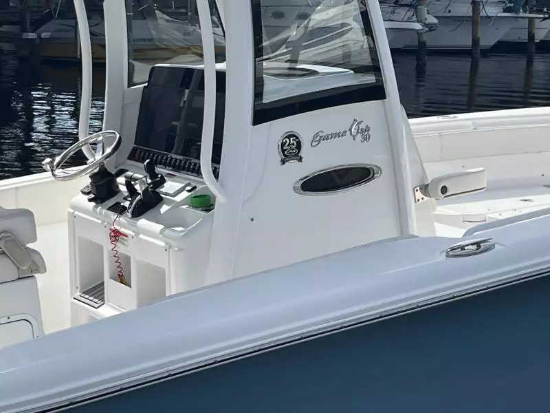 2021 Sea Hunt Gamefish 30