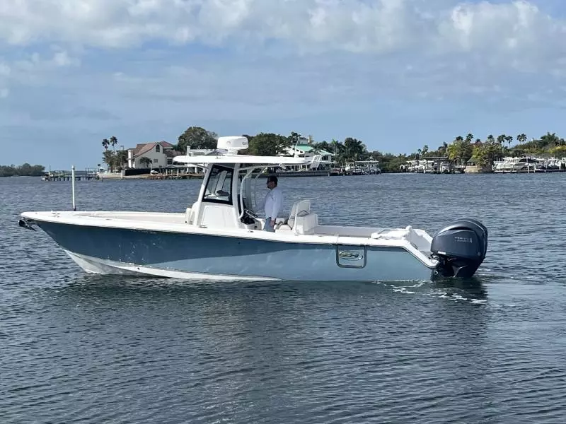 2021 Sea Hunt Gamefish 30