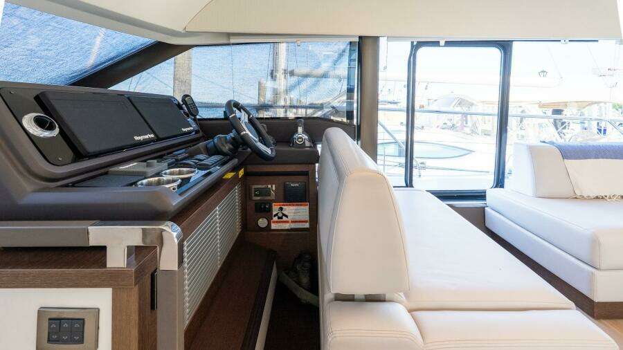 52ft Prestige Yacht For Sale