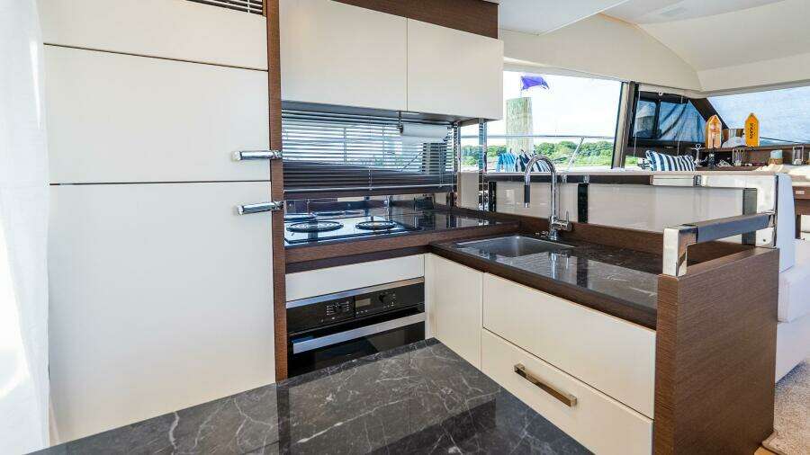 52ft Prestige Yacht For Sale